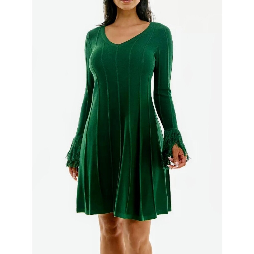 Junior XL Nina Leonard Jewel Green V-Neck Long Sleeve A-Line Dress Feather Cuffs